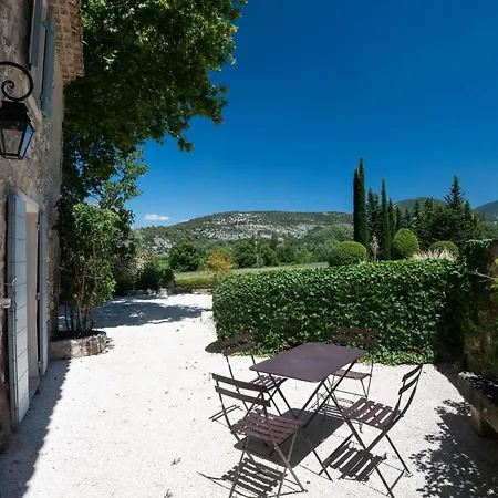 Holiday home Les Saffres In *