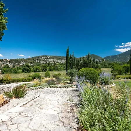 Holiday home Les Saffres In Malaucene